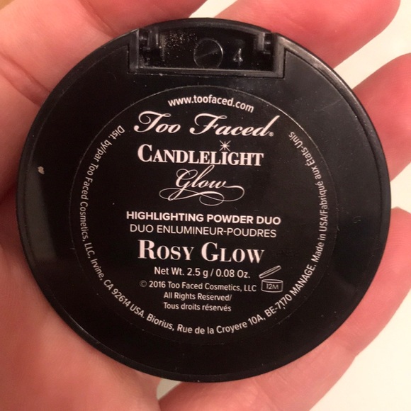 Too Faced Highlighting powder Duo - Picture 4 of 4
